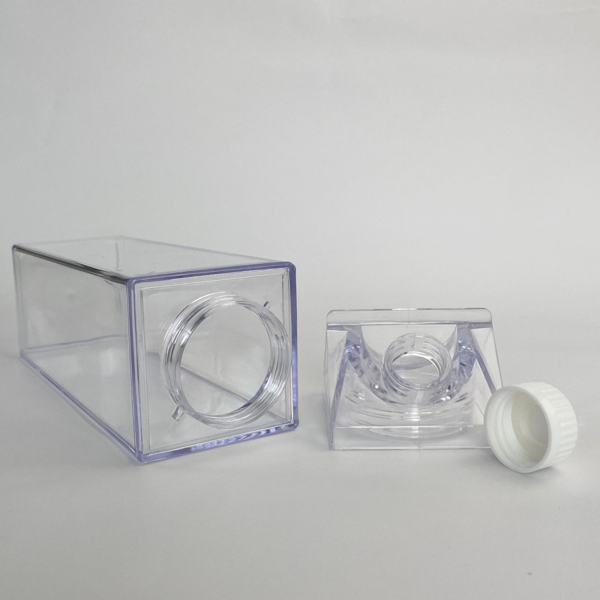 Bouteille d'eau en carton de lait de 940 ml – Bouteille à lait carrée  transparente sans BPA avec 2 pailles en silicone et brosse de nettoyage et  1 brosse à bouteille pour